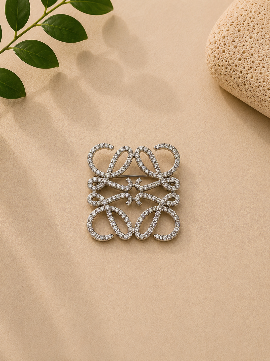 Swirl Pin (Silver)